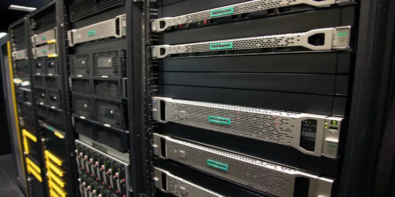 hpe servers 100625426 orig 1